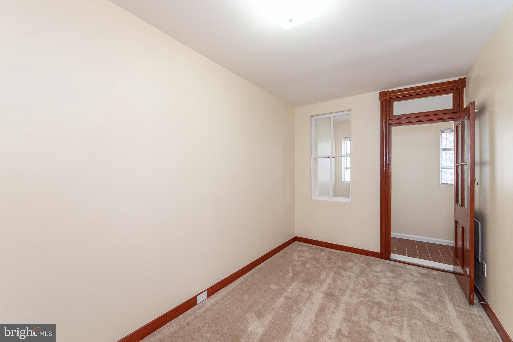 103 Rochester Place Baltimore, MD 21224 - Photo 33 of 47 Bed 2