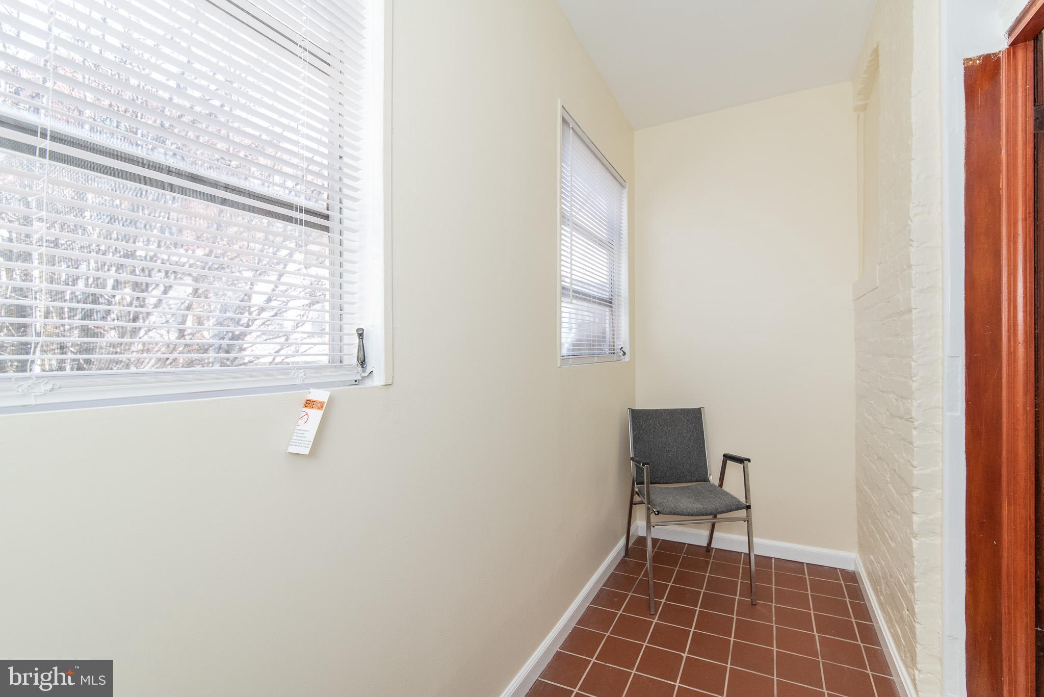 103 Rochester Place Baltimore, MD 21224 - Photo 36 of 47 Bed 2 Bonus
