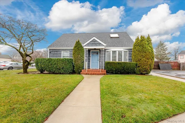 $4,500 | 150 Park Avenue, Hicksville, NY 11801