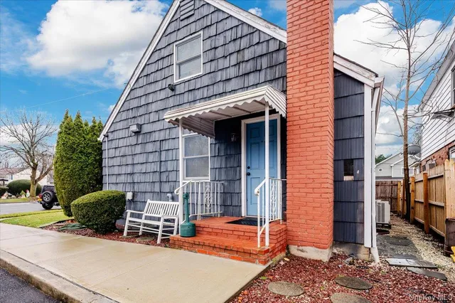 $4,500 | 150 Park Avenue, Hicksville, NY 11801