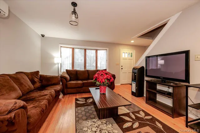 $4,500 | 150 Park Avenue, Hicksville, NY 11801