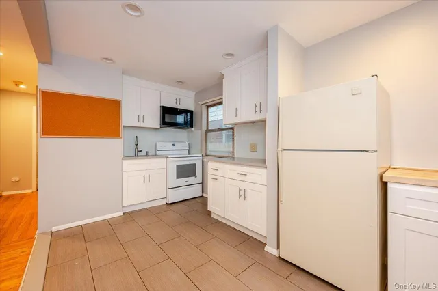 $4,500 | 150 Park Avenue, Hicksville, NY 11801