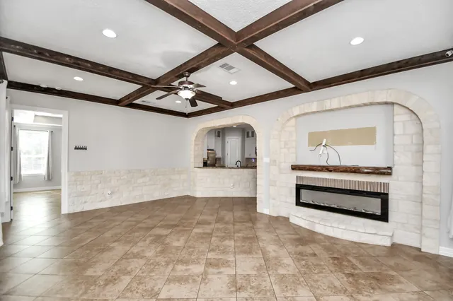 $3,200 | 160 Forest Trace Lane, Willis, TX 77378