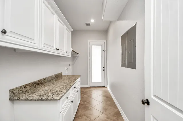 $3,200 | 160 Forest Trace Lane, Willis, TX 77378