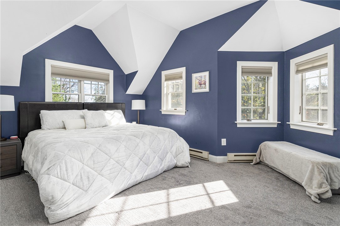 761 North Main Road Jamestown, RI 02835 - Photo 18 of 39 Primary Suite