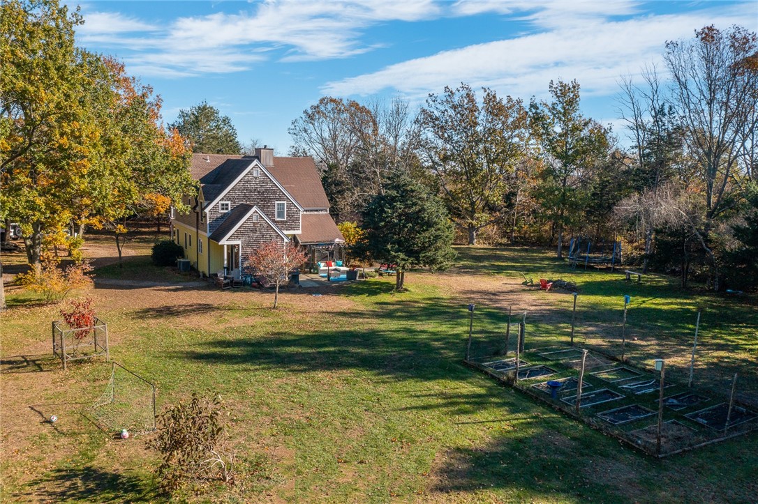 761 North Main Road Jamestown, RI 02835 - Photo 28 of 39