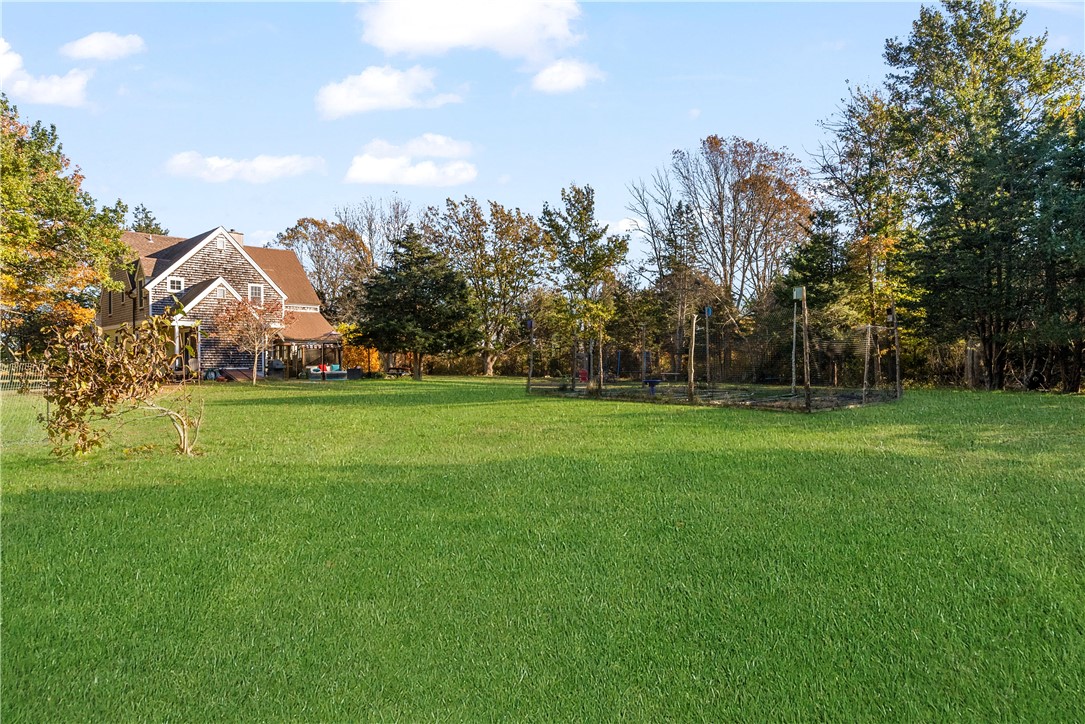 761 North Main Road Jamestown, RI 02835 - Photo 30 of 39