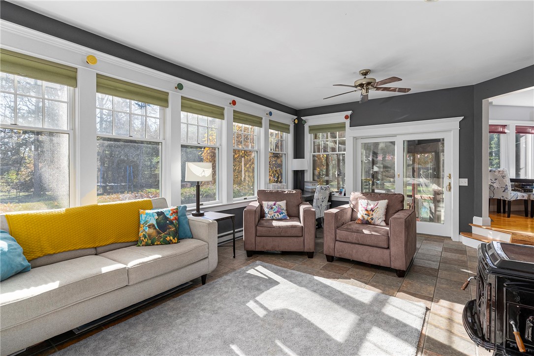 761 North Main Road Jamestown, RI 02835 - Photo 7 of 39