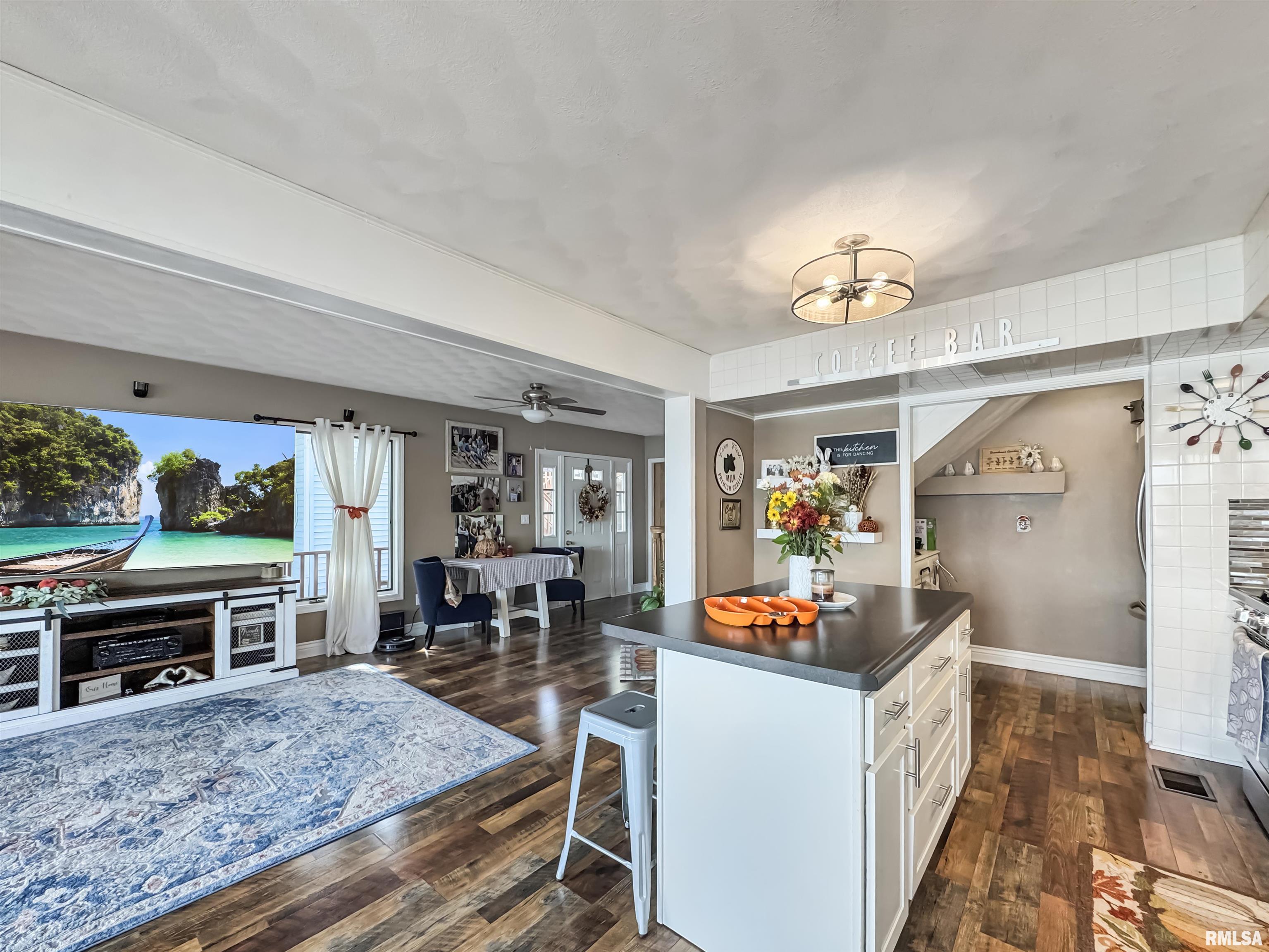 4218 North Galena Road Peoria, IL 61611 - Photo 12 of 62