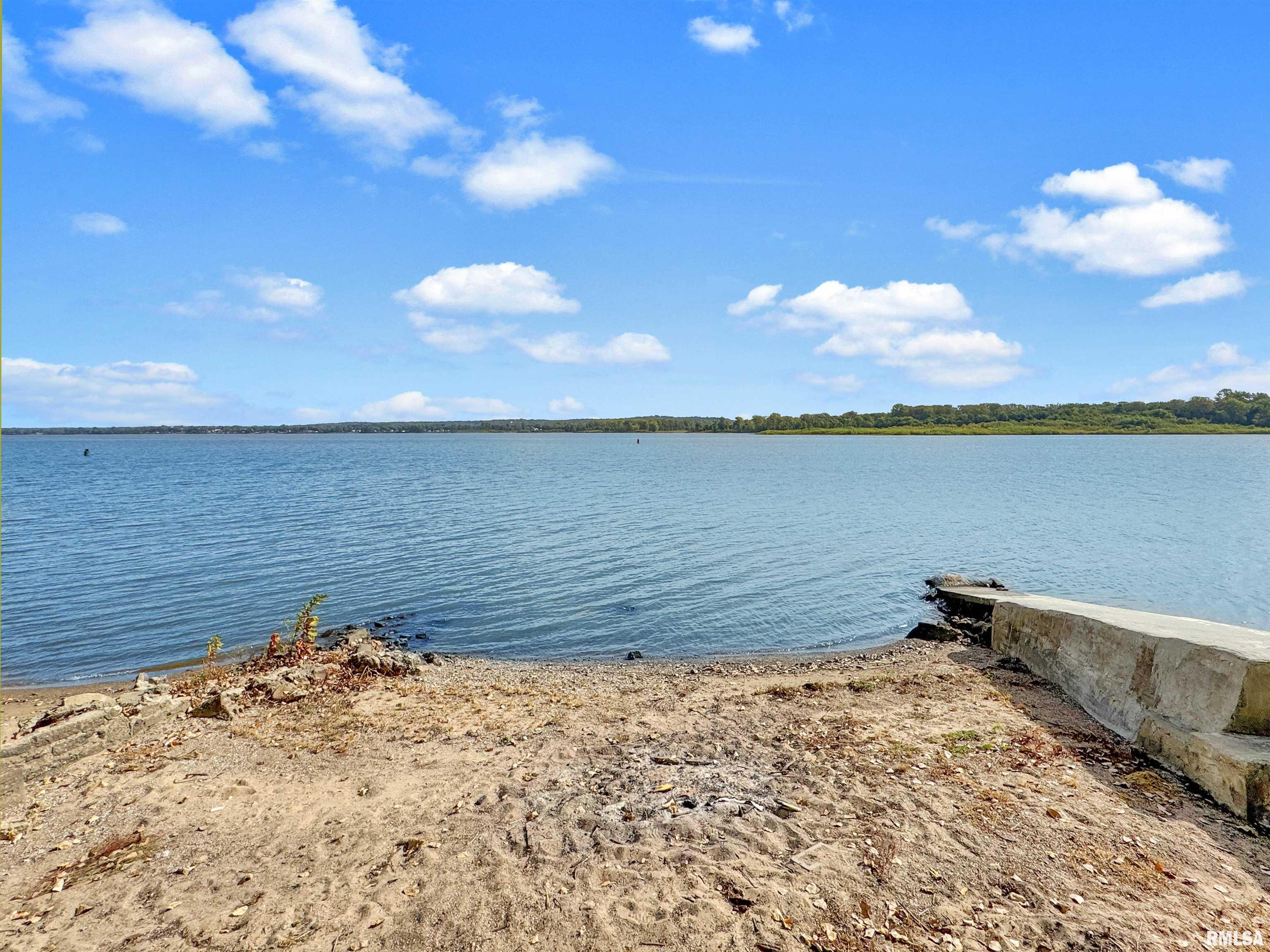 4218 North Galena Road Peoria, IL 61611 - Photo 38 of 62