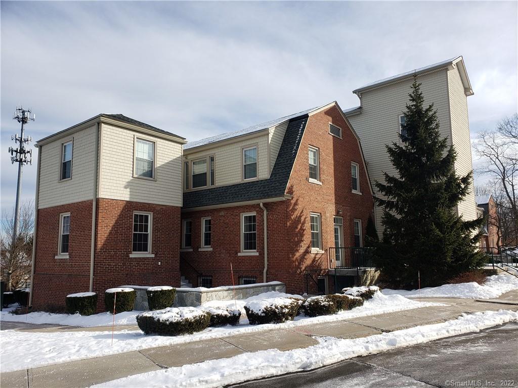 295 Ridge Road, Unit 4 Wethersfield, CT 06109 - Photo 1 of 1