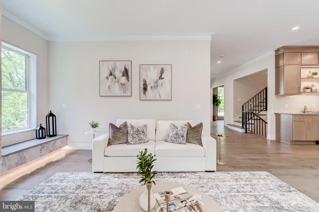 $2,599,888 | 506 Kingsley Road Southwest, Vienna, VA 22180