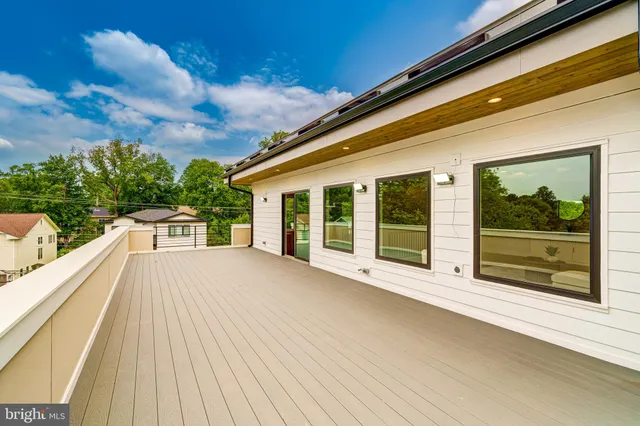 $2,599,888 | 506 Kingsley Road Southwest, Vienna, VA 22180