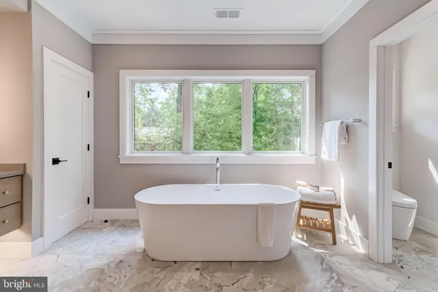 $2,599,888 | 506 Kingsley Road Southwest, Vienna, VA 22180