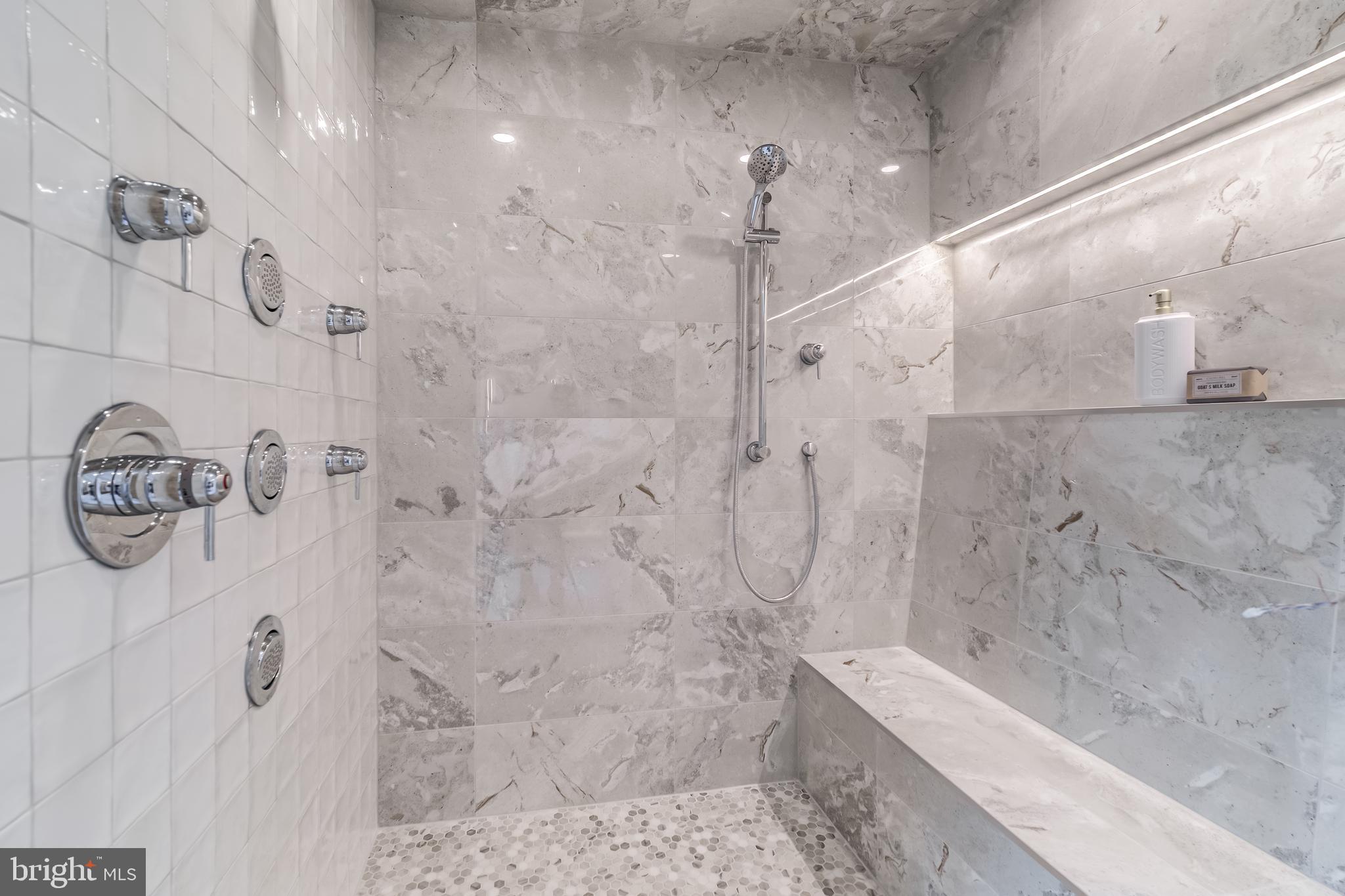 506 Kingsley Road Southwest Vienna, VA 22180 - Photo 77 of 150