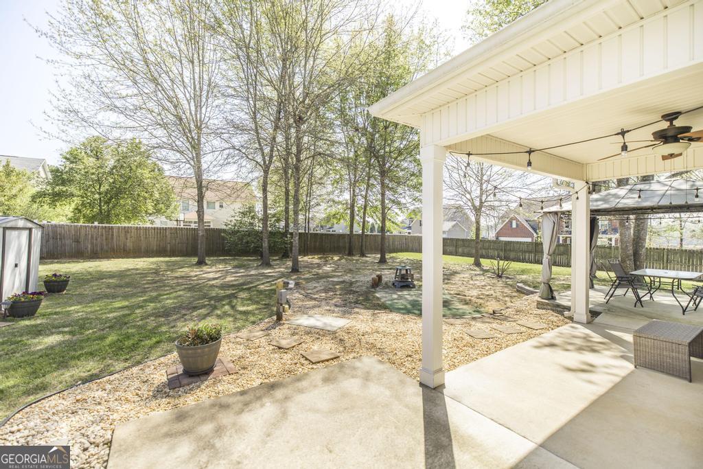 400 Ansley Avenue Perry, GA 31069 - Photo 32 of 37 a view of a backyard