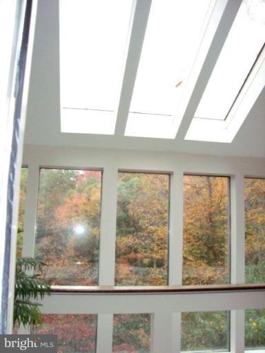 1439 Oak Bluff Road Edgewater, MD 21037 - Photo 2 of 30 Sunroom