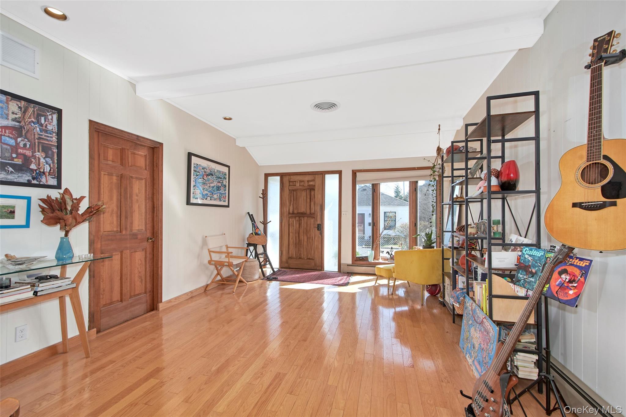 22 Ridgeland Terrace Rye, NY 10580 - Photo 7 of 19 a living room with furniture and wooden floor