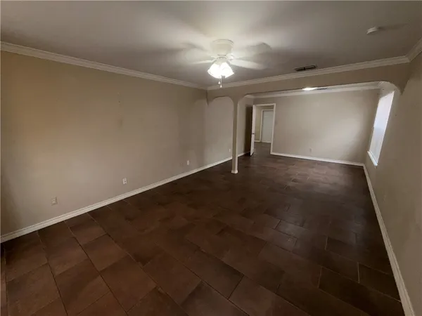 $1,950 | 918 St Bernard Street, Corpus Christi, TX 78418