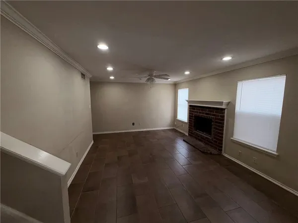 $1,950 | 918 St Bernard Street, Corpus Christi, TX 78418