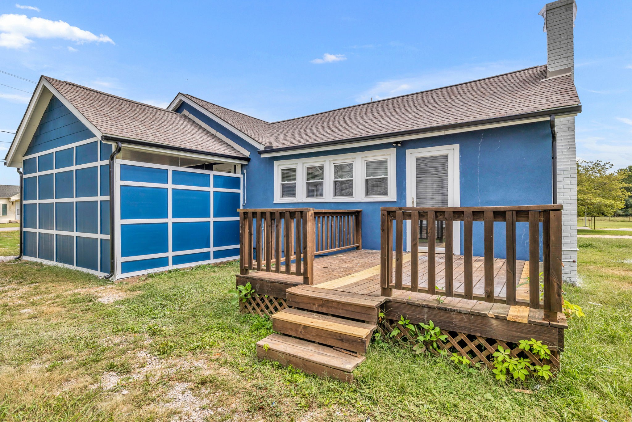 301 Maple Street Chapel Hill, TN 37034 - Photo 36 of 38 a front view of a house with a yard