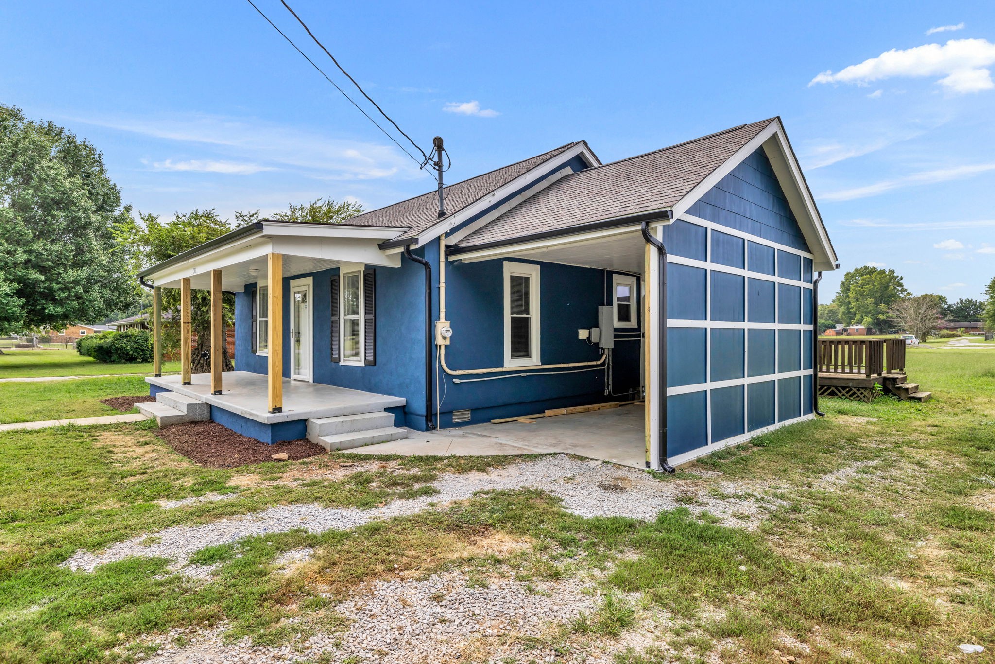 301 Maple Street Chapel Hill, TN 37034 - Photo 4 of 38 a view of a house with backyard and sitting area