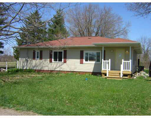 22937 New Road South Bend, IN 46614 - Photo 1 of 6