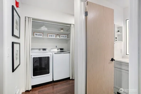 $475,000 | 595 Newport Way Northwest, Unit C4, Issaquah, WA 98027