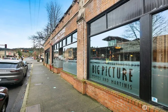 a view of outdoor space yard swimming pool and patio