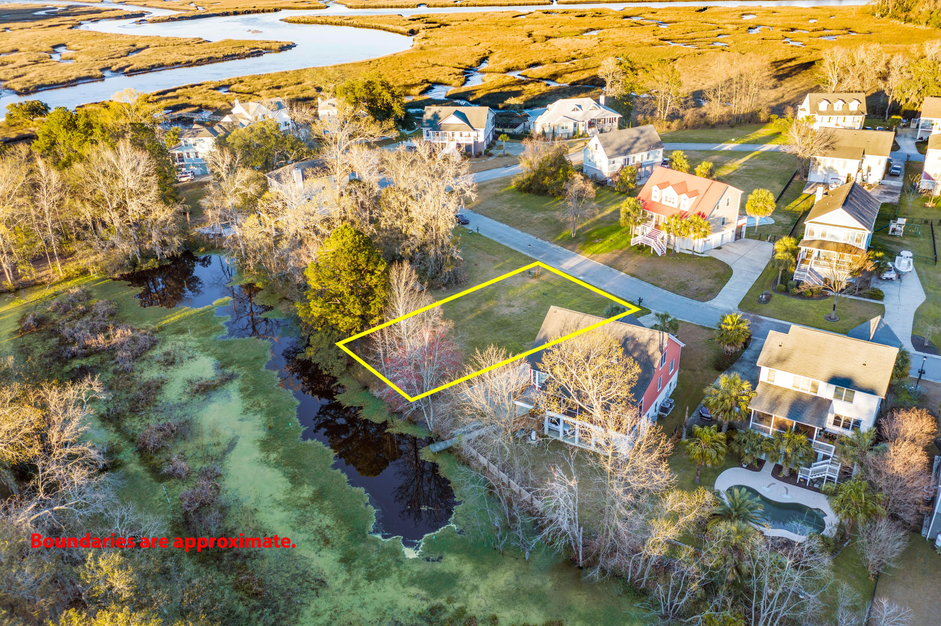 8 Jacob's Point Boulevard Ravenel, SC 29470 - Photo 4 of 20 3