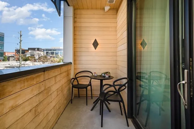 $399,900 | 50 Music Square West, Unit 219, Nashville, TN 37203