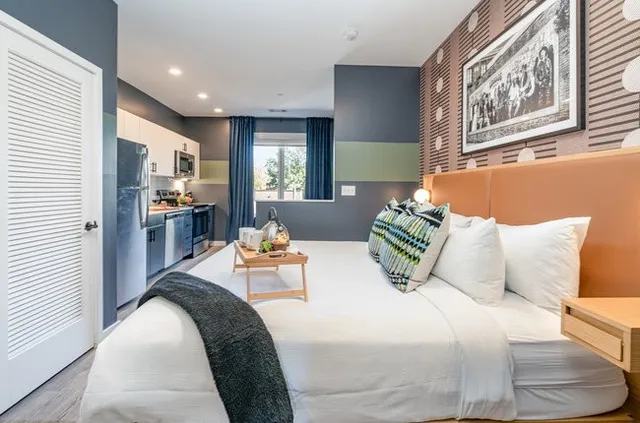 $399,900 | 50 Music Square West, Unit 219, Nashville, TN 37203