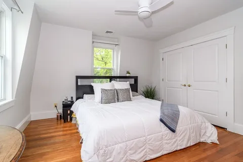 $1,275,000 | 89 Pond Street, Natick, MA 01760