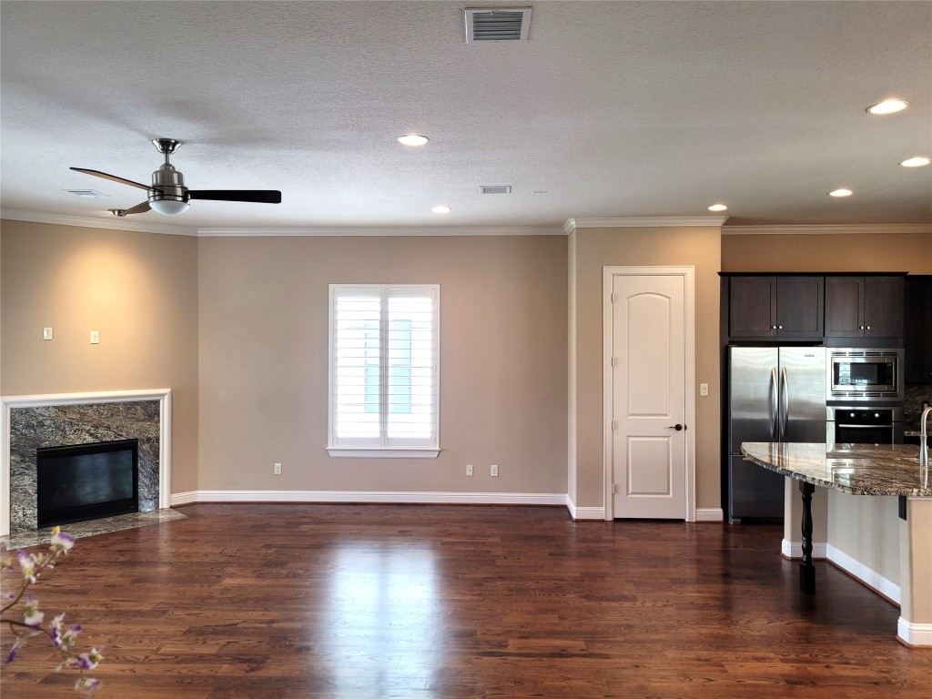 1508 Fowler Street Houston, TX 77007 - Photo 18 of 50