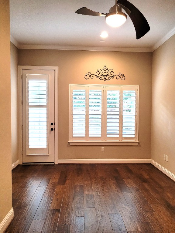 1508 Fowler Street Houston, TX 77007 - Photo 9 of 50 1st-floor bedroom
