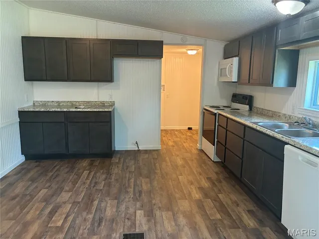 $227,500 | 126 Highland Drive, Troy, MO 63379