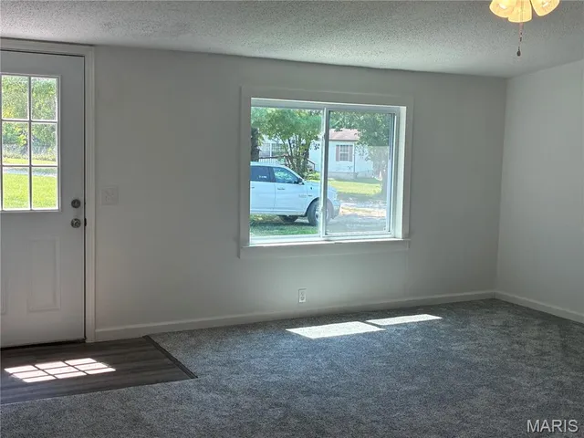 $227,500 | 126 Highland Drive, Troy, MO 63379