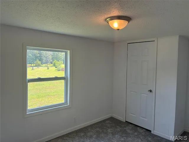 $227,500 | 126 Highland Drive, Troy, MO 63379