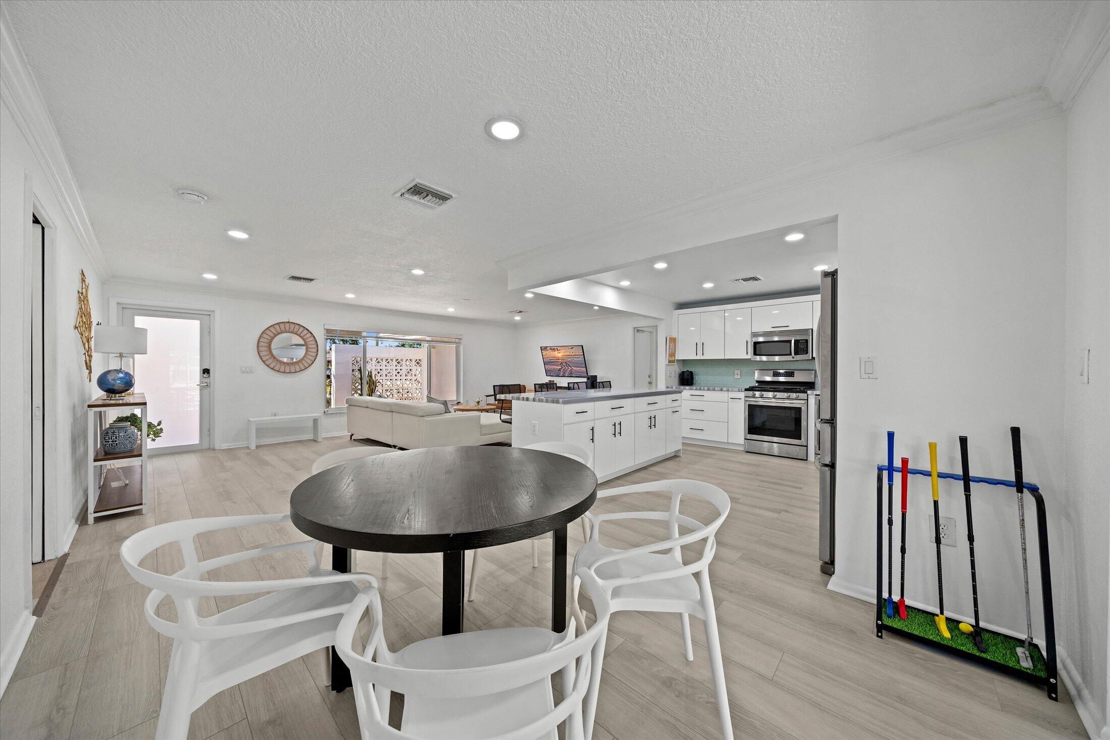 421 Southwest 18th Street Pompano Beach, FL 33060 - Photo 17 of 40 16-421 SW 18th St, Pompano Beach-30