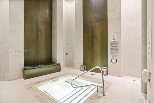 $4,250 | 1850 South Ocean Drive, Unit 4109, Hallandale Beach, FL 33009