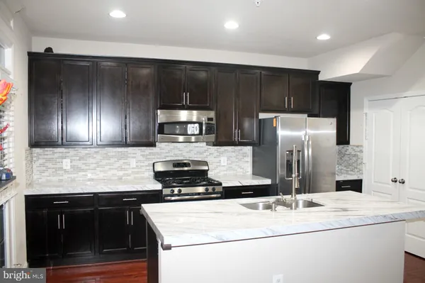 $3,200 | 11888 Country Squire Way, Clarksburg, MD 20871