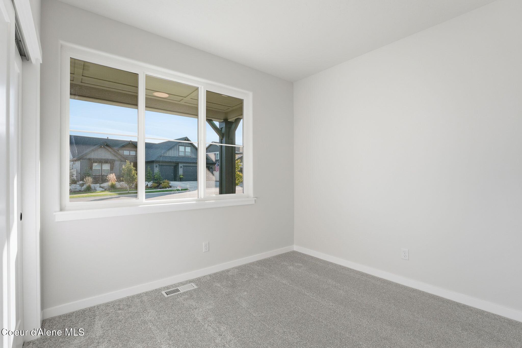 2693 West Victor Loop Coeur D'Alene, ID 83815 - Photo 29 of 52 Seconday Bedroom