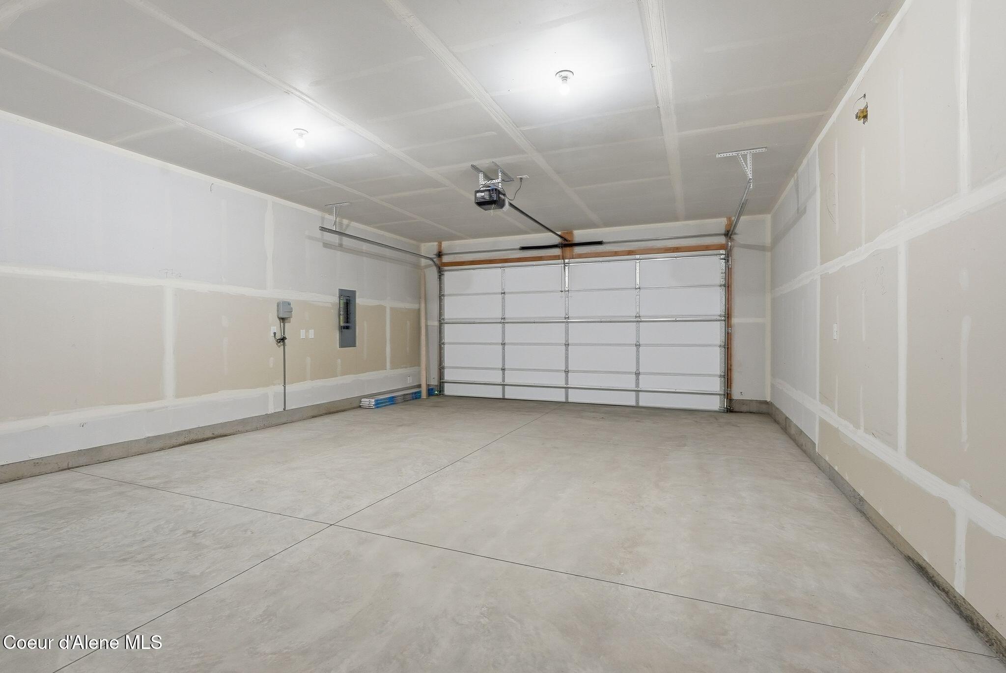 2693 West Victor Loop Coeur D'Alene, ID 83815 - Photo 37 of 52 2-Car Garage