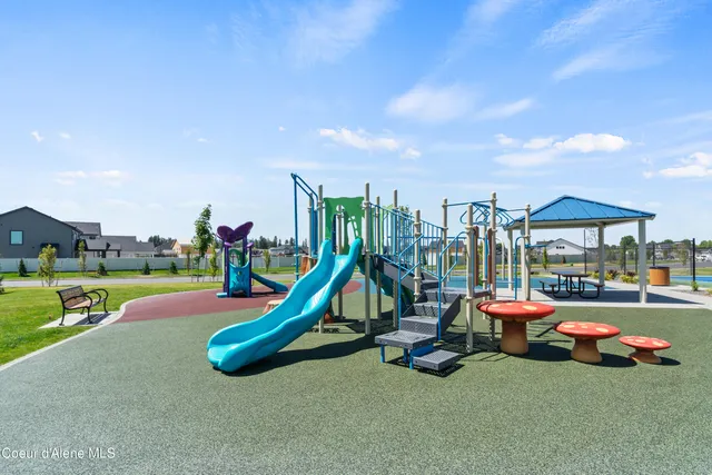 $752,000 | 2693 West Victor Loop, Coeur D'Alene, ID 83815