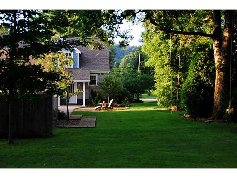 600 Golf Course Road Aliquippa, PA 15001 - Photo 22 of 25 Yard/Garden. Well-maintained level yard area...