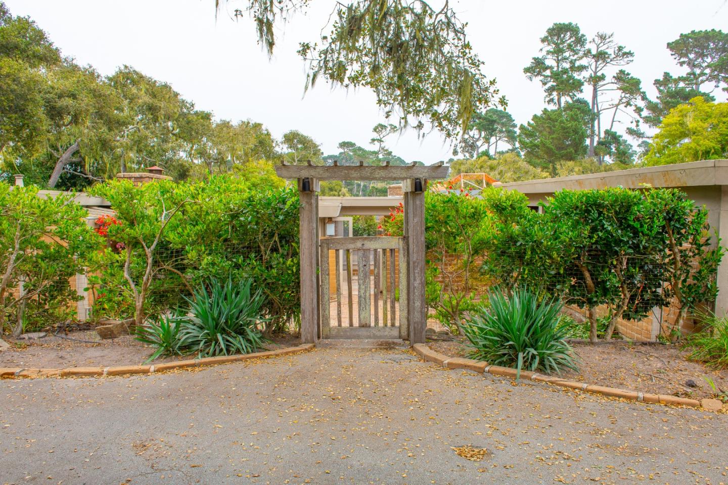 2973 Sloat Road Pebble Beach, CA 93953 - Photo 3 of 40 Gallery Image 3