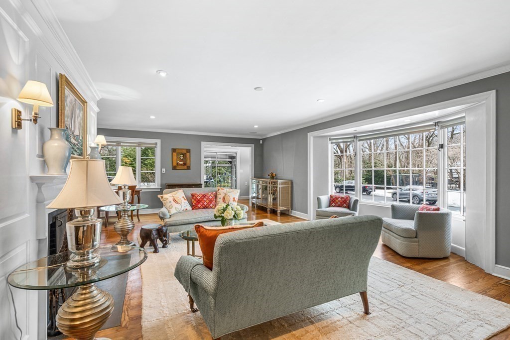 2 Edgewater Place Winchester, MA 01890 - Photo 15 of 42