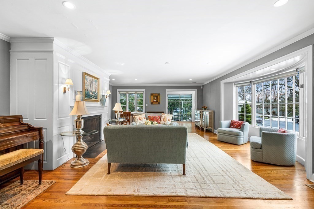 2 Edgewater Place Winchester, MA 01890 - Photo 17 of 42