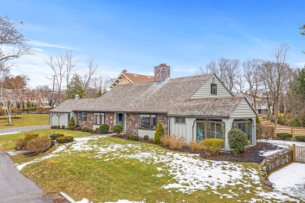 2 Edgewater Place Winchester, MA 01890 - Photo 2 of 42