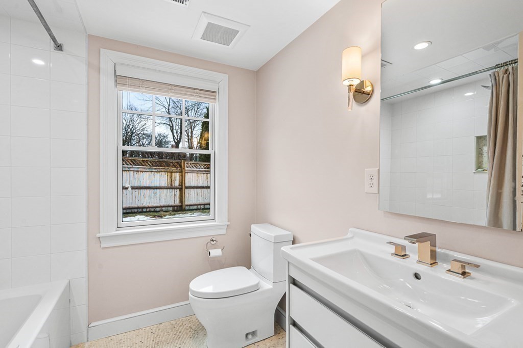 2 Edgewater Place Winchester, MA 01890 - Photo 38 of 42